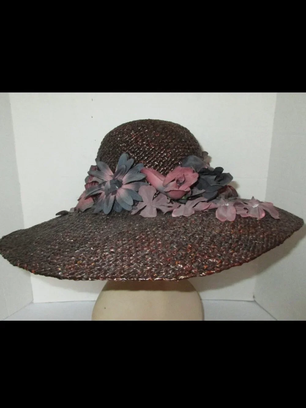 Vintage 1950s Dilly Brown Straw Wide Brim Cartwheel Sun Hat Trimmed w/Flowers